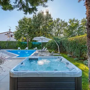  Villa Martimar With Pool And Hot Tub In Istria Kroatien